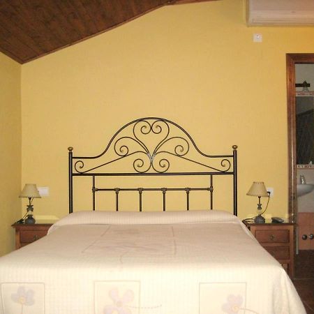 Charming House In Hornachuelos With Shared Pool Buitenkant foto