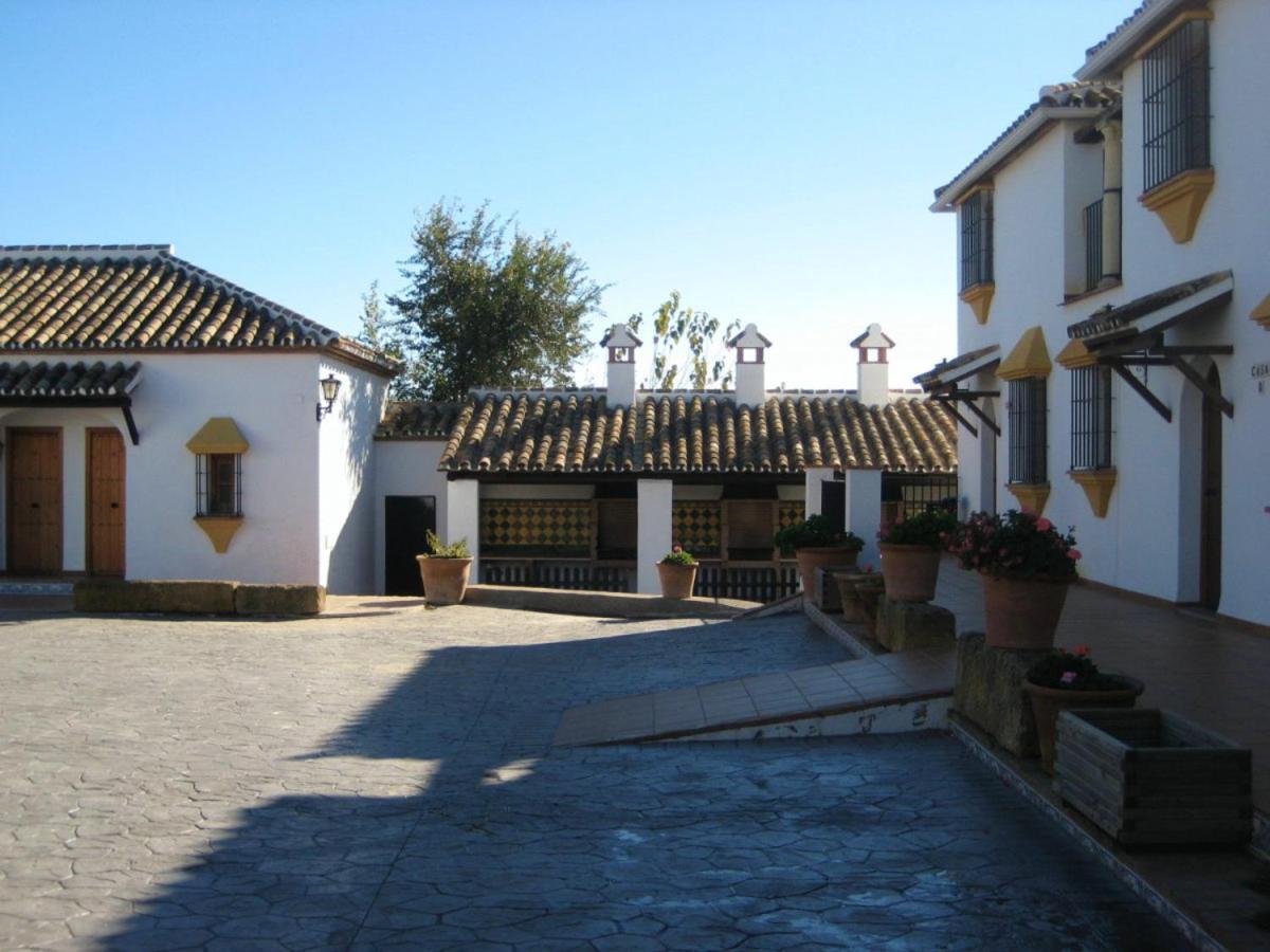 Charming House In Hornachuelos With Shared Pool Buitenkant foto