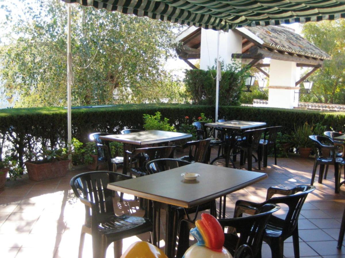 Charming House In Hornachuelos With Shared Pool Buitenkant foto